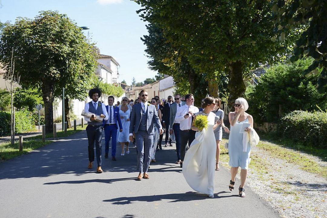 crop_9999_1000_Chateau-de-la-Croix-Wedding-Olivers-Traves11