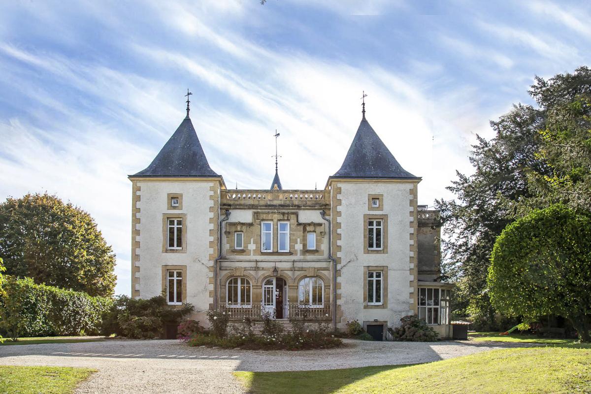 Chateau DD002